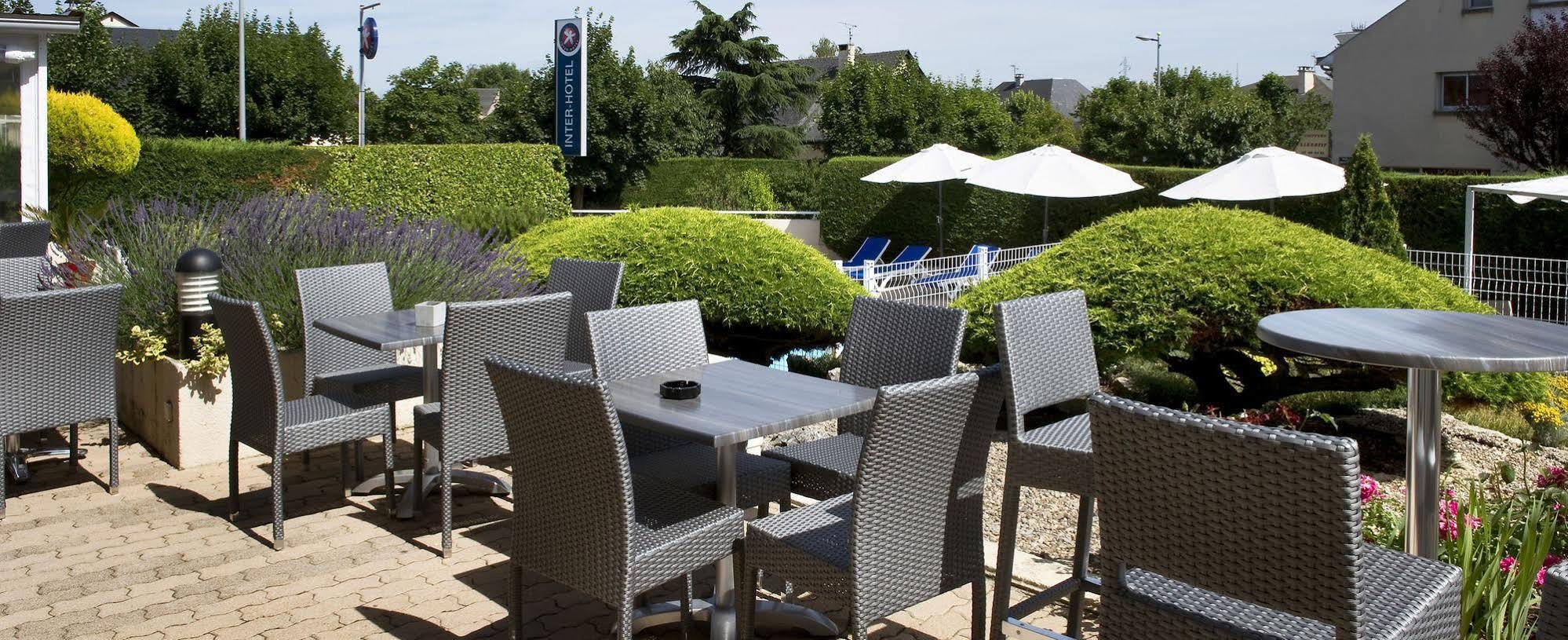 Hotel Les Peyrieres Olemps Bagian luar foto