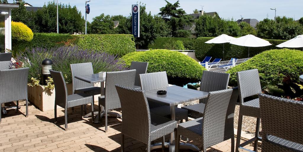 Hotel Les Peyrieres Olemps Bagian luar foto